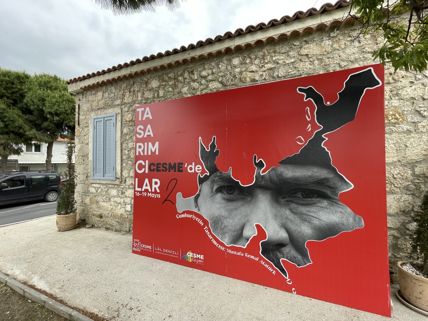 Çeşme Vizyon Ofisi — Taş Bina
